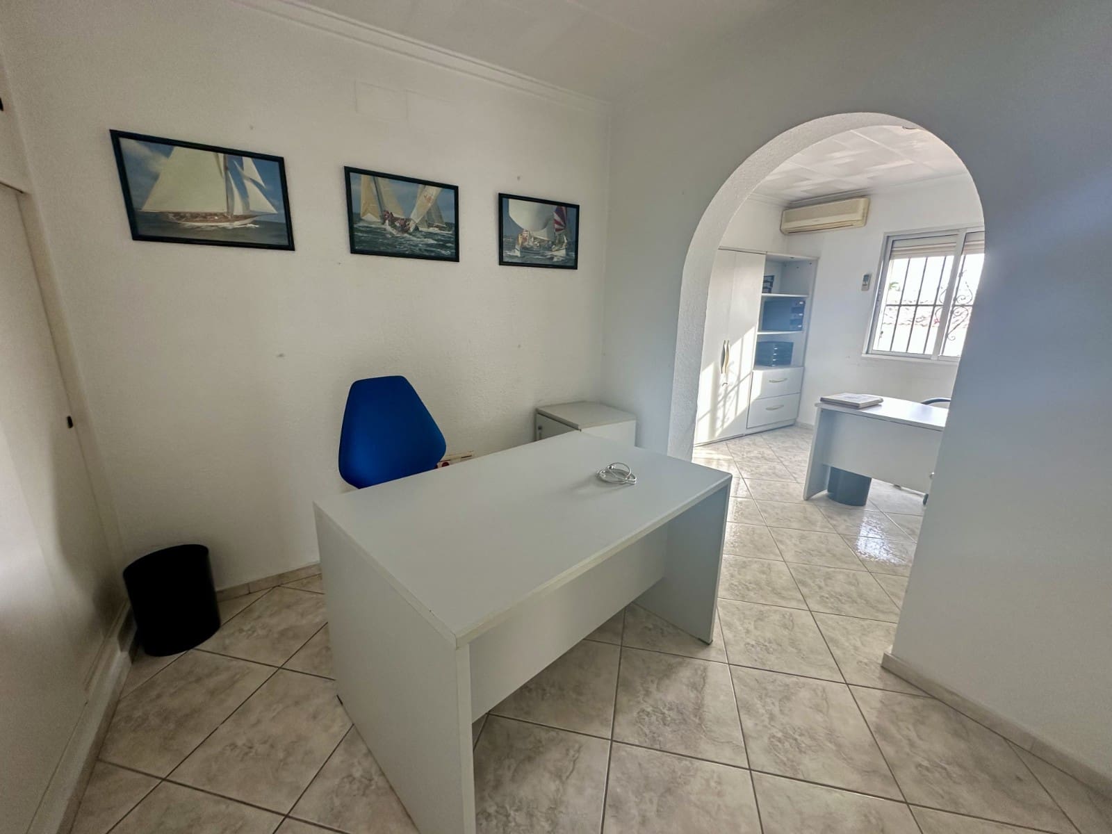 6 bedroom Villa for sale in La Marina - € 295,000 (Ref: 8841900)