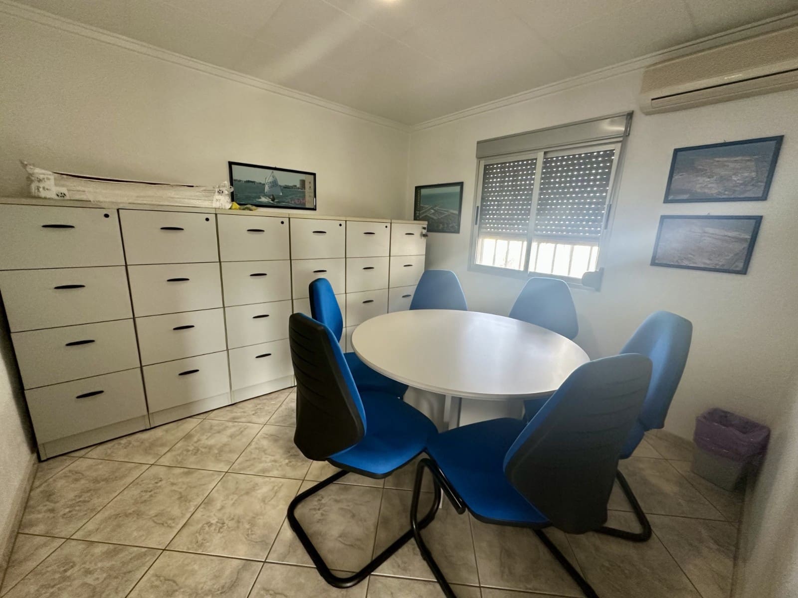 6 bedroom Villa for sale in La Marina - € 295,000 (Ref: 8841900)