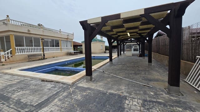 6 chambre Finca/Maison de Campagne à vendre à La Marina, Elche / Elx avec piscine garage - 450 000 € (Ref: 8880346)