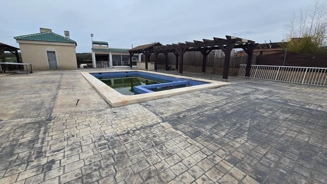 6 chambre Finca/Maison de Campagne à vendre à La Marina, Elche / Elx avec piscine garage - 450 000 € (Ref: 8880346)