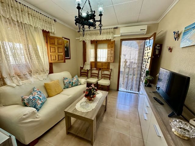 4 soverom Villa til salgs i La Marina, Elche / Elx - € 199 000 (Ref: 8947661)