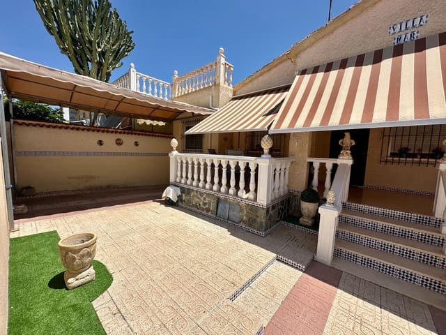 4 soverom Villa til salgs i La Marina, Elche / Elx - € 199 000 (Ref: 8947661)