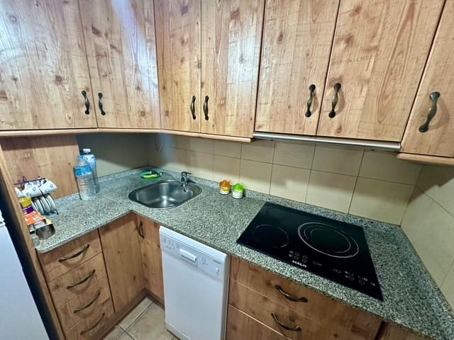 4 bedroom Townhouse for sale in La Marina, Elche / Elx with pool - € 175,000 (Ref: 8949609)