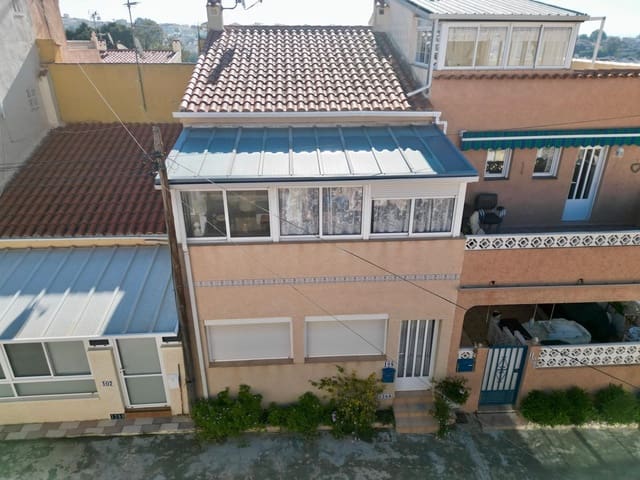 1 soverom Hus til salgs i La Marina, Elche / Elx - € 95 000 (Ref: 8949897)