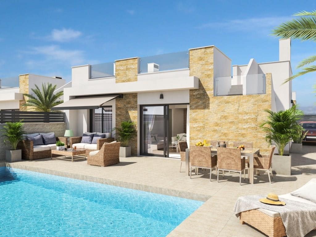 3 Zimmer Villa zu verkaufen in La Marina mit Pool - 392.000 € (Ref: 9064391)