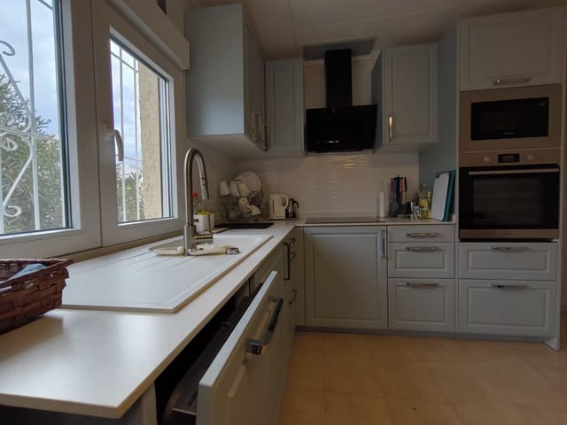 2 bedroom Townhouse for sale in La Marina, Elche / Elx - € 130,000 (Ref: 9074551)