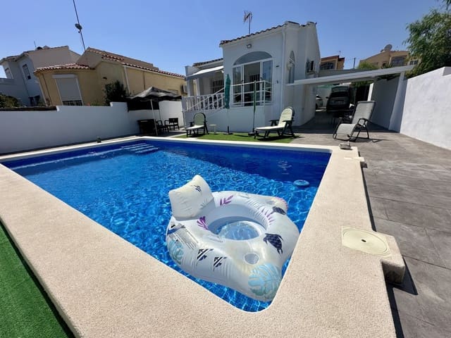 2 soveværelse Villa til salg i La Marina, Elche / Elx med swimmingpool garage - € 219.000 (Ref: 9109729)
