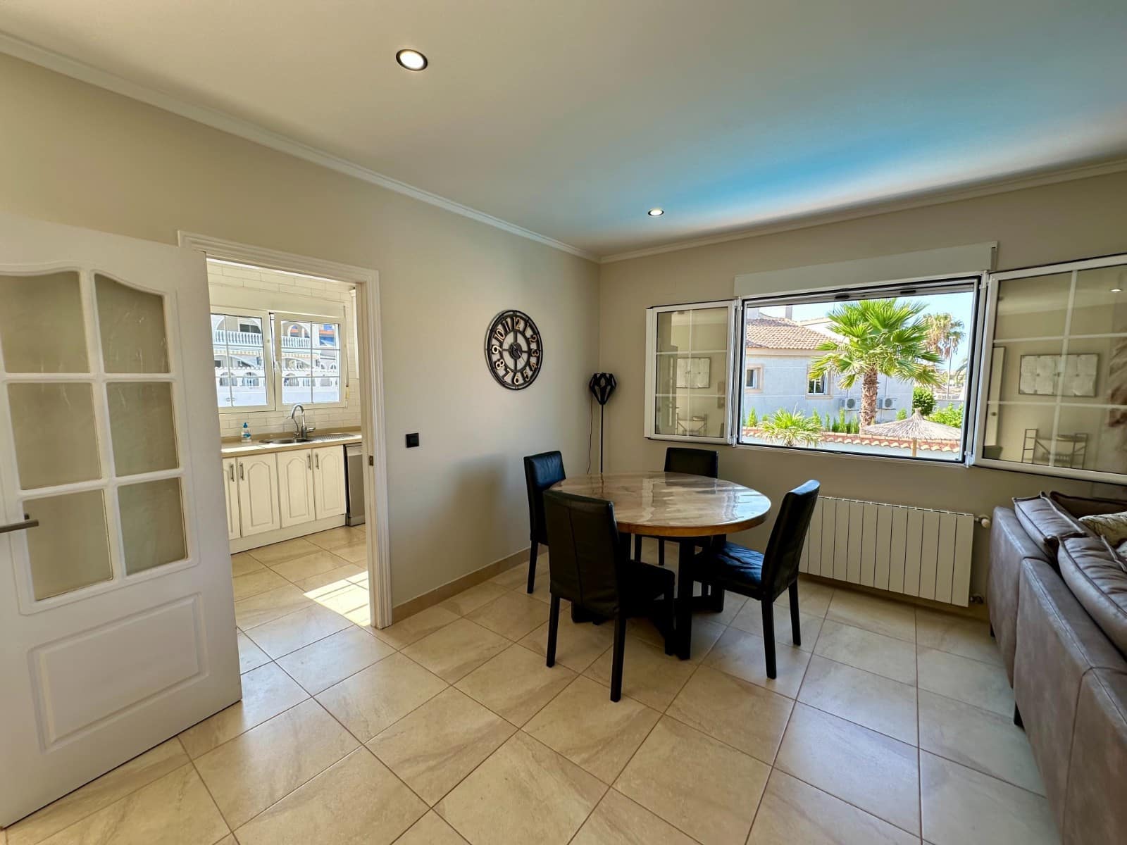 5 quarto Moradia para venda em La Marina com piscina garagem - 540 000 € (Ref: 9133124)