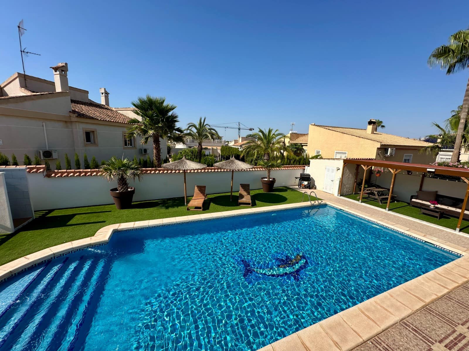 5 quarto Moradia para venda em La Marina com piscina garagem - 540 000 € (Ref: 9133124)