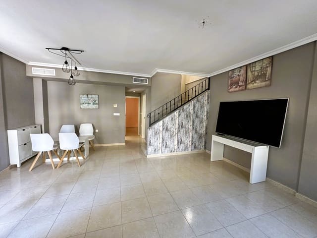 3 chambre Villa/Maison à vendre à La Marina, Elche / Elx avec piscine - 188 000 € (Ref: 9138488)