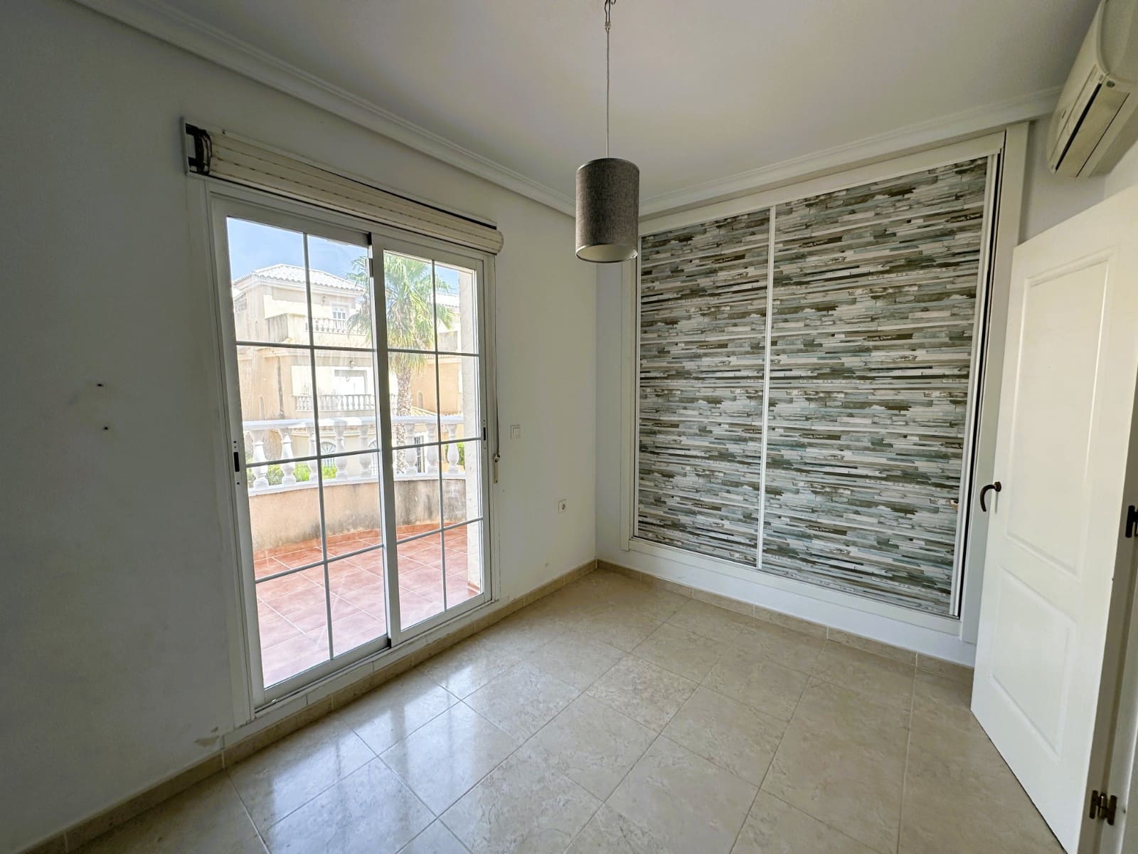 3 slaapkamer Villa te koop in La Marina met zwembad - € 188.000 (Ref: 9138488)