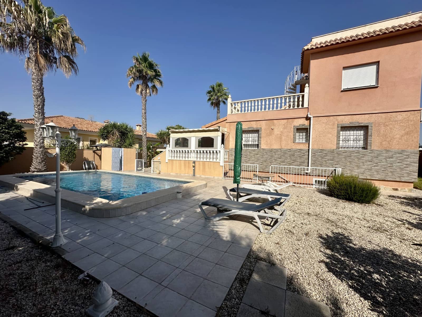 6 chambre Villa/Maison à vendre à La Marina avec piscine - 689 000 € (Ref: 9144535)