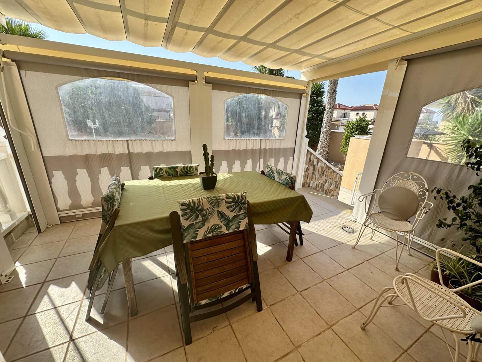 6 chambre Villa/Maison à vendre à La Marina avec piscine - 689 000 € (Ref: 9144535)