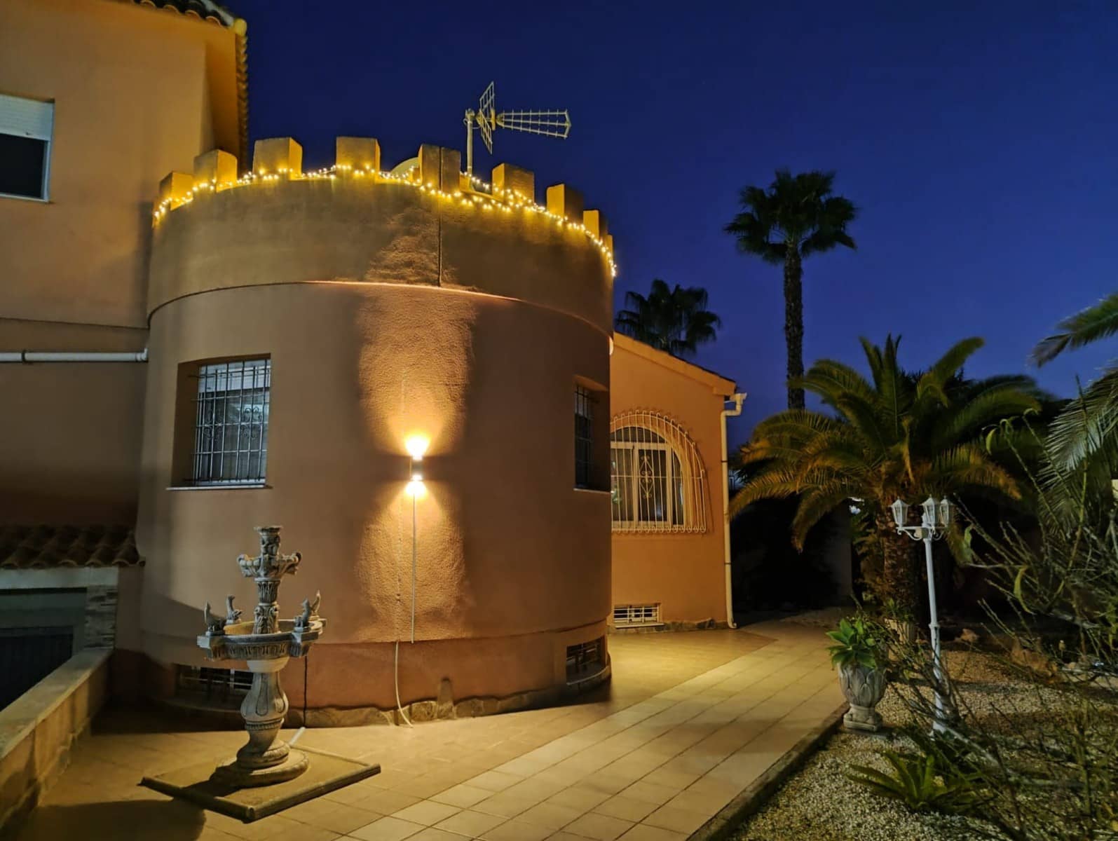 6 chambre Villa/Maison à vendre à La Marina avec piscine - 689 000 € (Ref: 9144535)