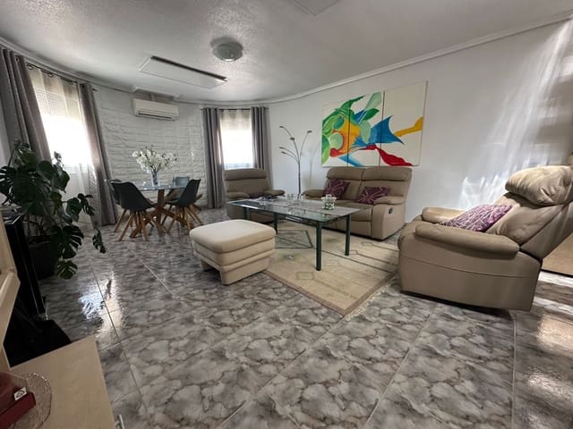 6 sovrum Villa till salu i La Marina, Elche / Elx med pool - 679 000 € (Ref: 9144535)