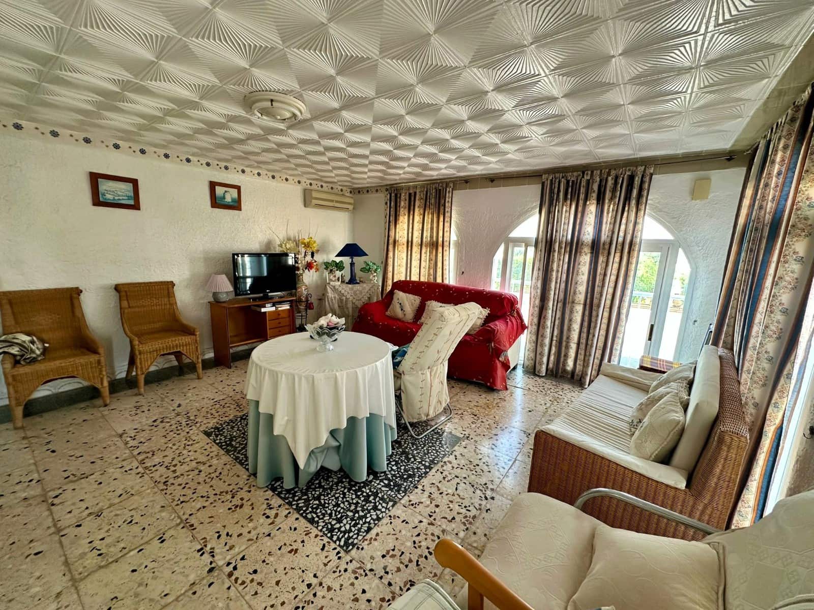 4 bedroom Villa for sale in La Marina - € 350,000 (Ref: 9161694)