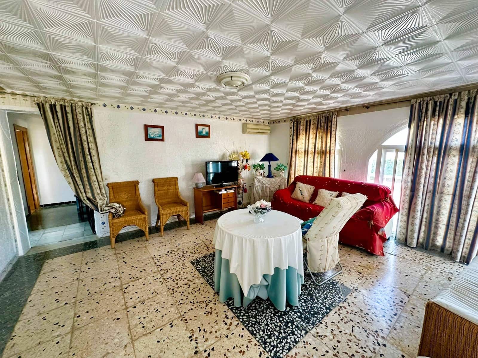 4 bedroom Villa for sale in La Marina - € 350,000 (Ref: 9161694)