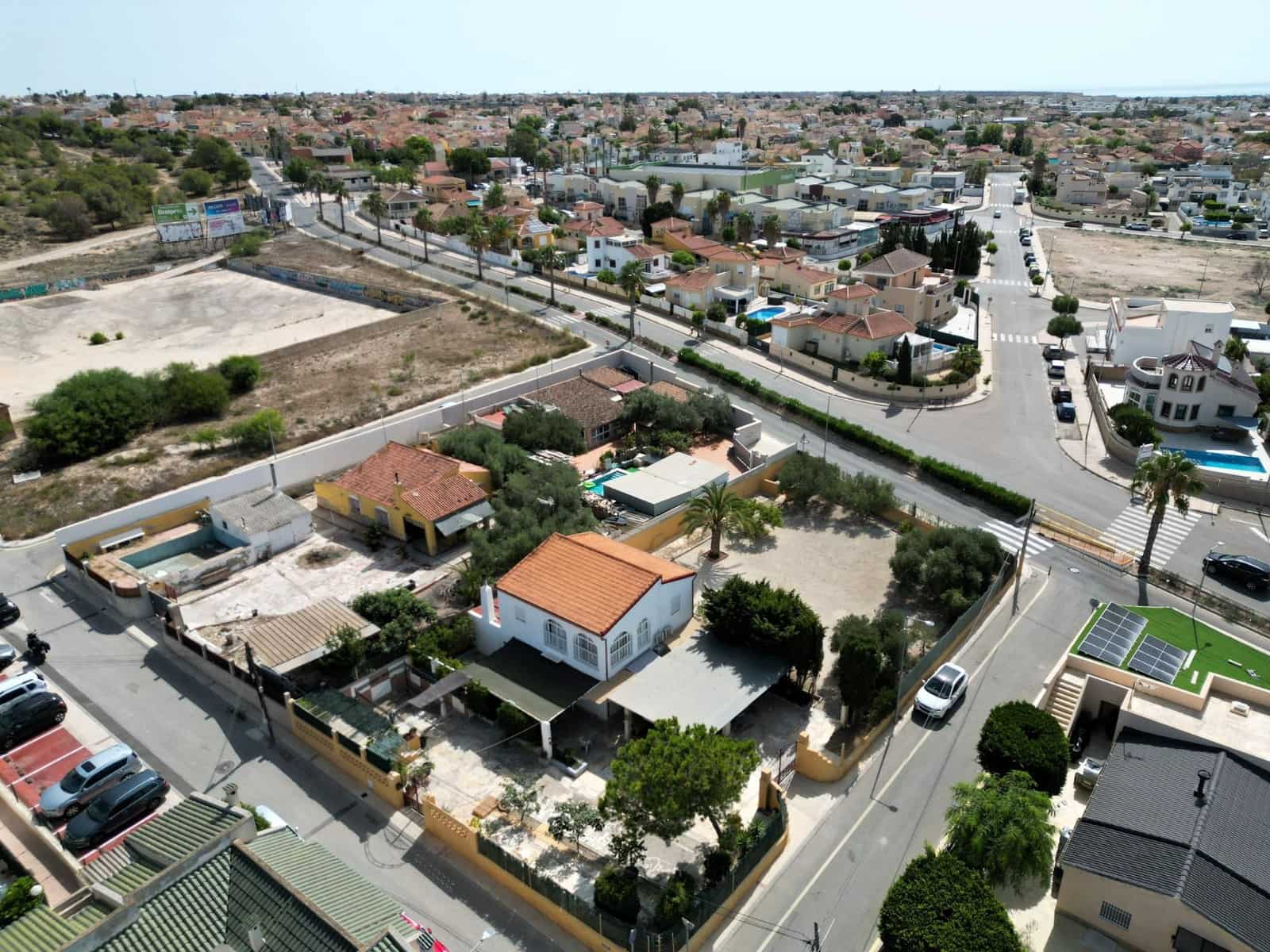 4 bedroom Villa for sale in La Marina - € 350,000 (Ref: 9161694)