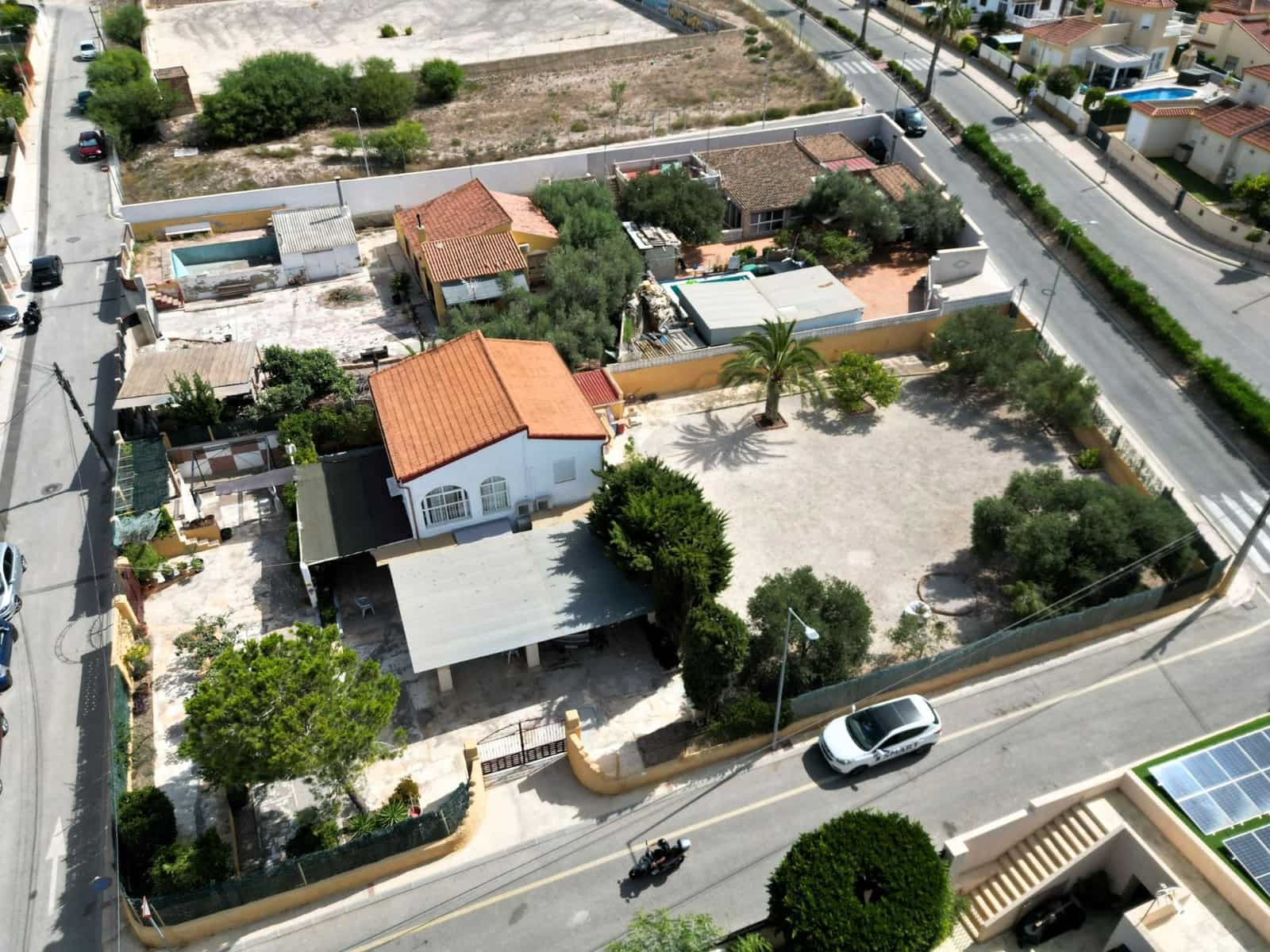 4 bedroom Villa for sale in La Marina - € 350,000 (Ref: 9161694)