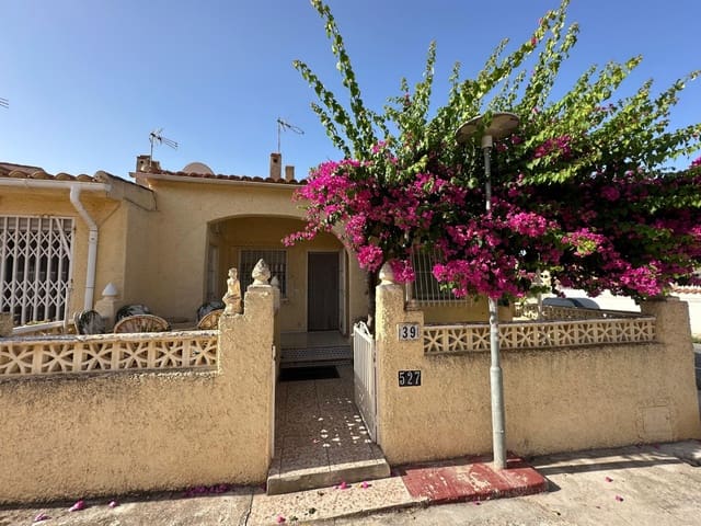 2 soveværelse Semi-Rækkehus til salg i La Marina, Elche / Elx - € 90.000 (Ref: 9168868)