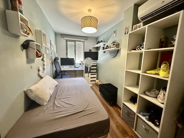 3 bedroom Townhouse for sale in La Marina, Elche / Elx - € 179,000 (Ref: 9170347)