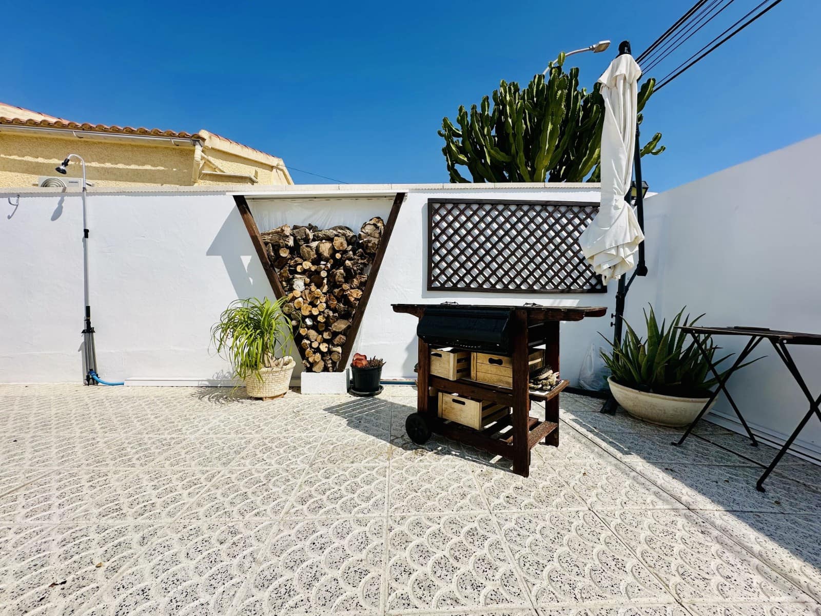 2 bedroom Villa for sale in La Marina with pool - € 299,500 (Ref: 9184543)