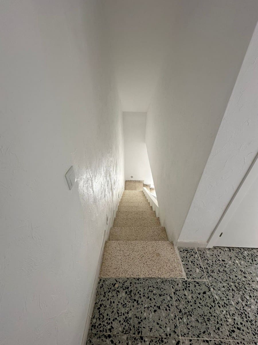 3 soveværelse Byhus til salg i Almoradi - € 120.000 (Ref: 9201067)