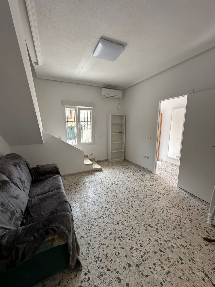 3 soveværelse Byhus til salg i Almoradi - € 120.000 (Ref: 9201067)