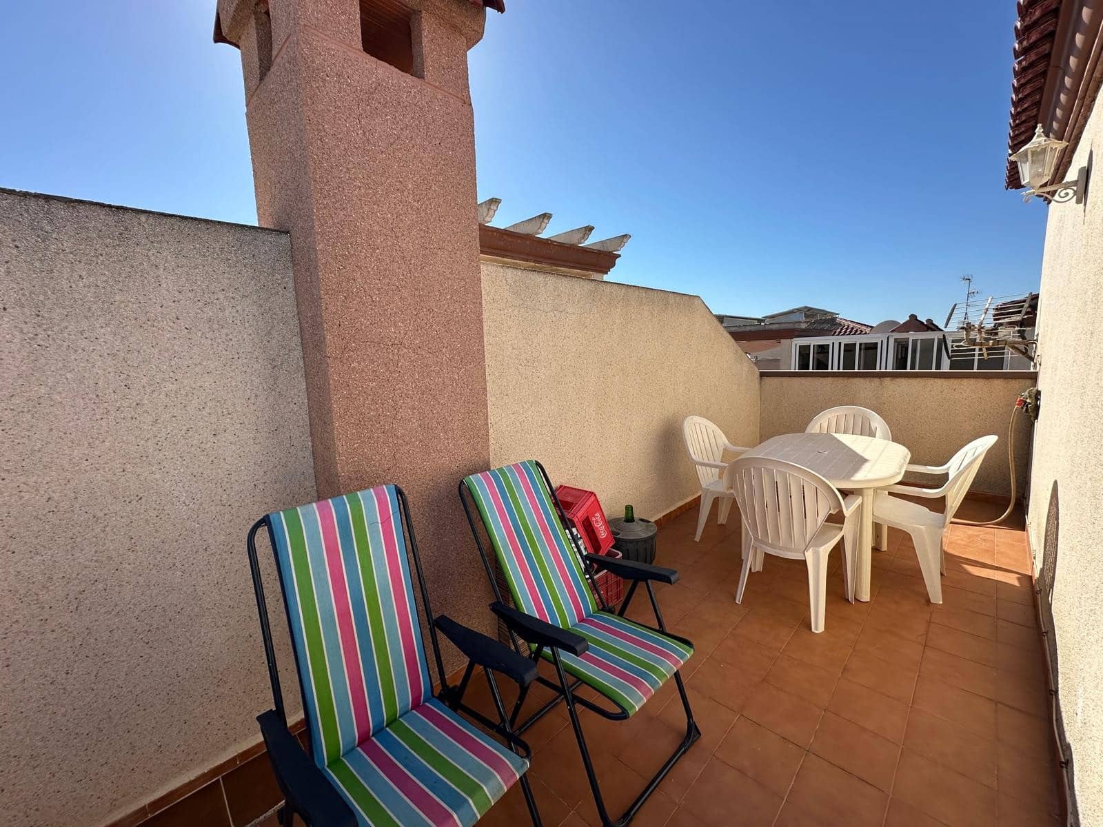 3 soveværelse Semi-Rækkehus til salg i La Marina med swimmingpool - € 195.000 (Ref: 9203333)