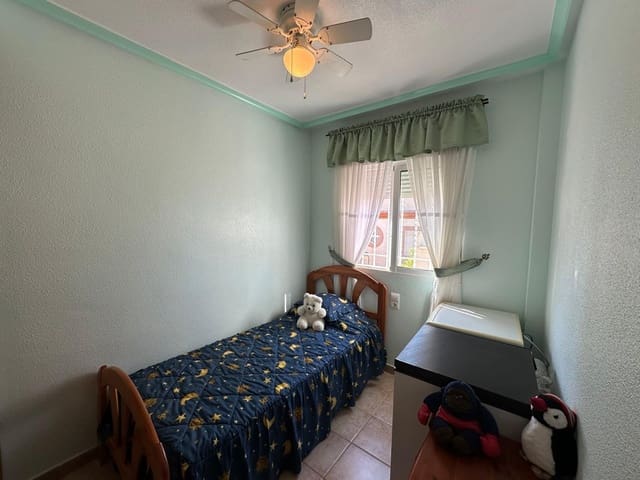 3 soverom Kjedet enebolig til salgs i La Marina, Elche / Elx med svømmebasseng - € 195 000 (Ref: 9203333)