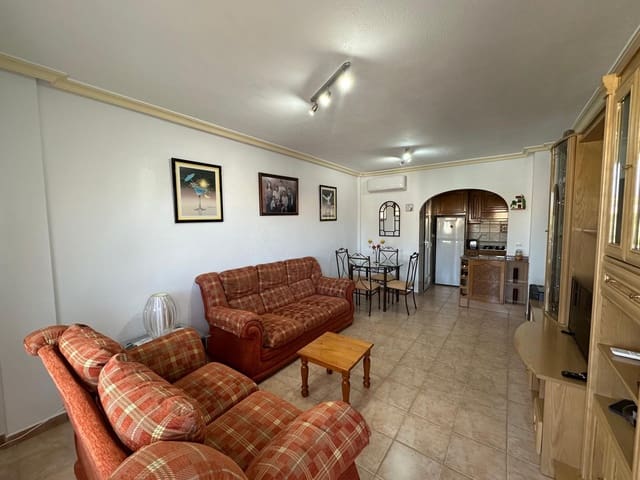 3 soverom Kjedet enebolig til salgs i La Marina, Elche / Elx med svømmebasseng - € 195 000 (Ref: 9203333)