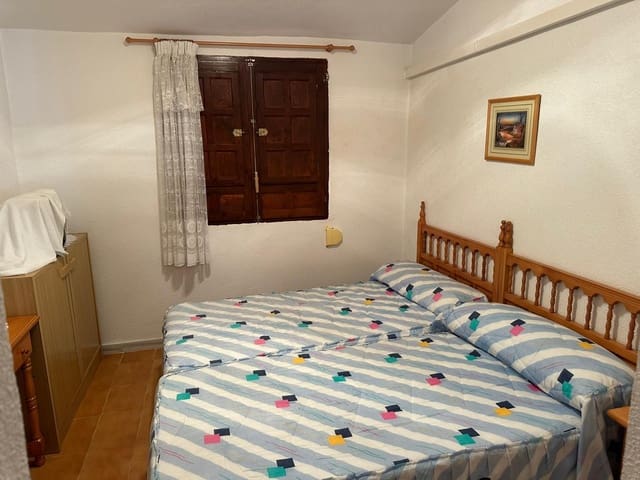 3 bedroom Townhouse for sale in La Marina, Elche / Elx - € 99,000 (Ref: 9207377)