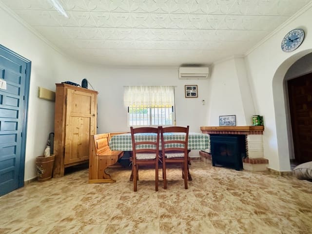 3 bedroom Villa for sale in La Marina, Elche / Elx with pool garage - € 330,000 (Ref: 9227906)