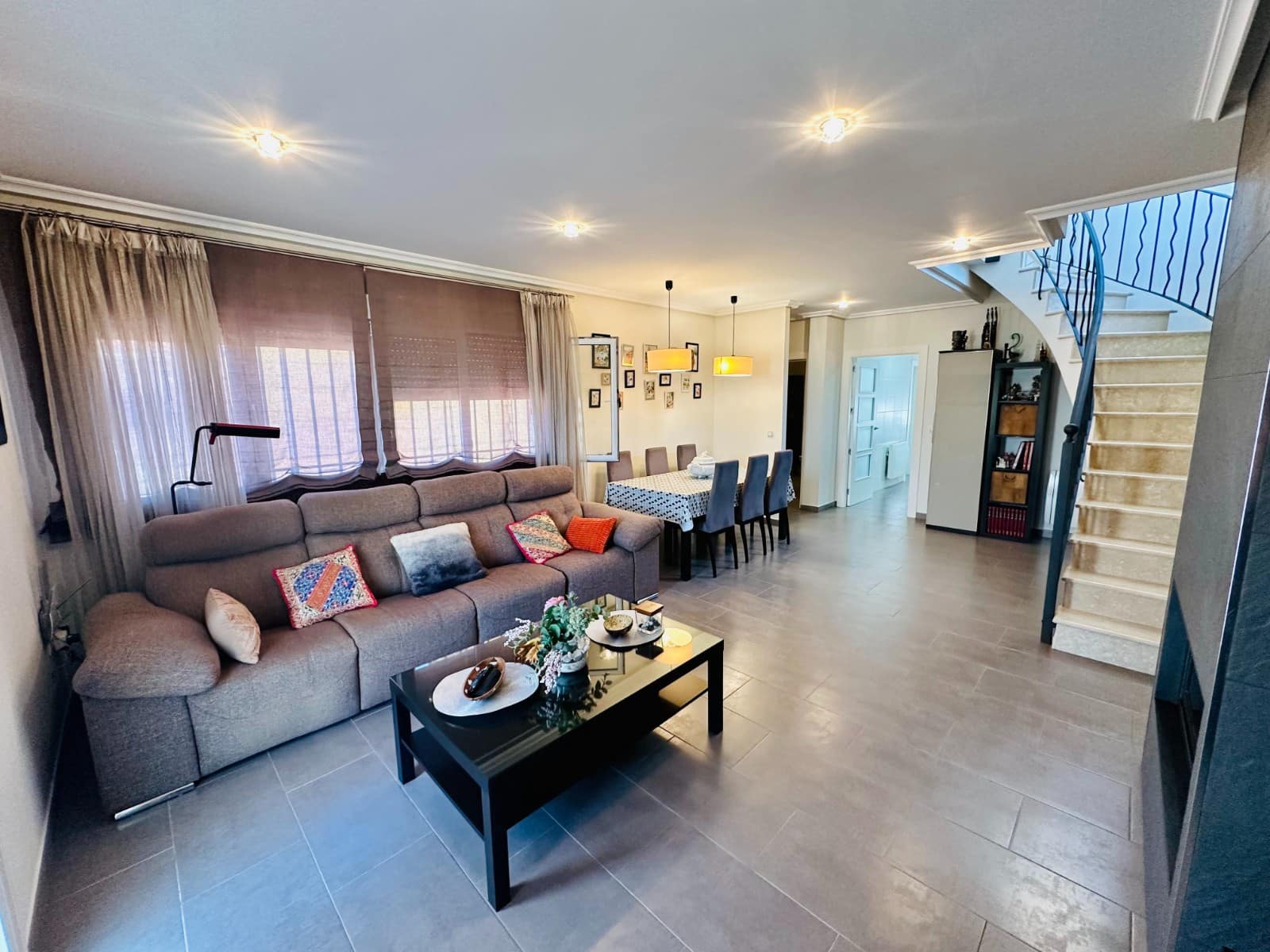 3 bedroom Villa for sale in La Marina with pool garage - € 425,000 (Ref: 9228970)