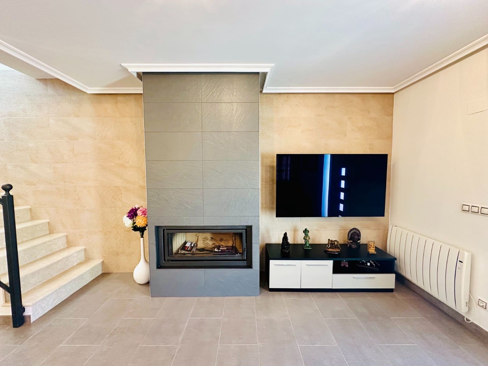 3 bedroom Villa for sale in La Marina with pool garage - € 425,000 (Ref: 9228970)