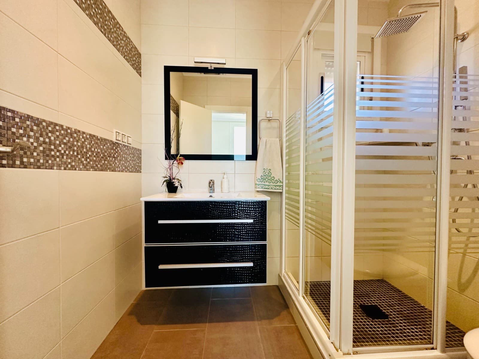 3 bedroom Villa for sale in La Marina with pool garage - € 425,000 (Ref: 9228970)