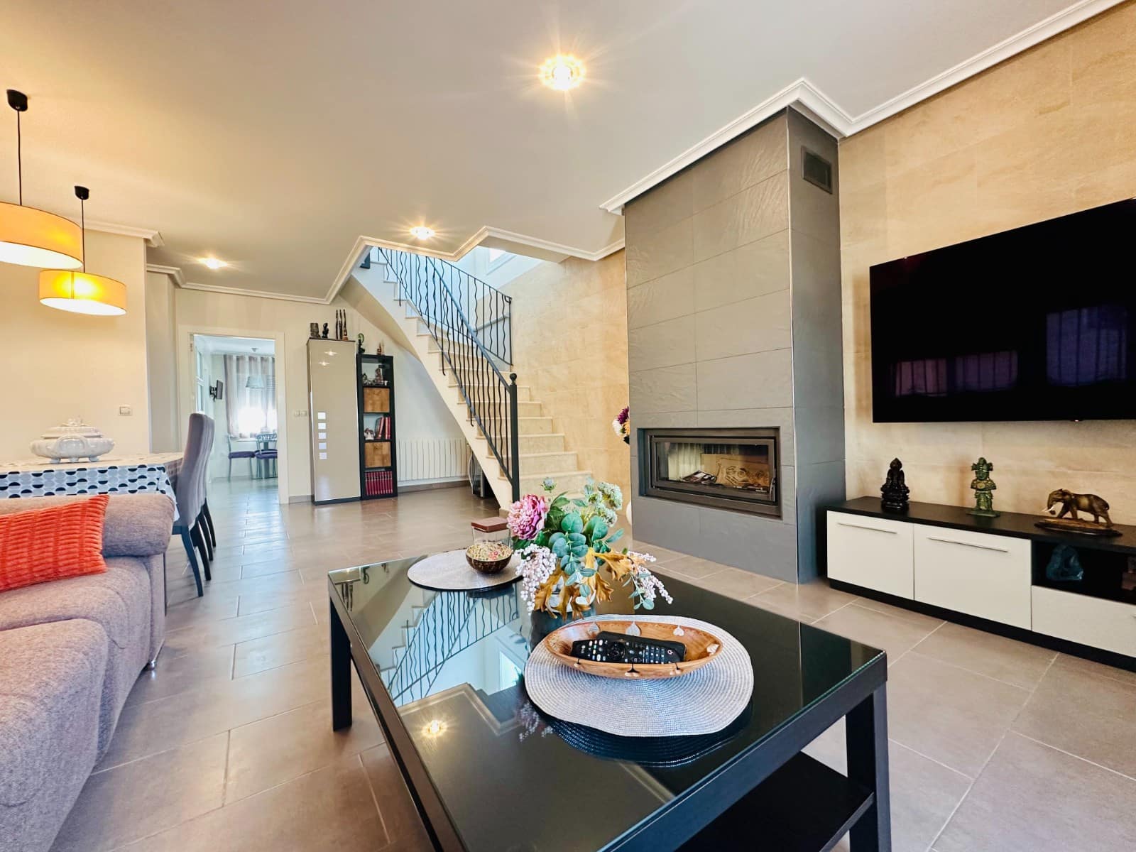 3 bedroom Villa for sale in La Marina with pool garage - € 425,000 (Ref: 9228970)