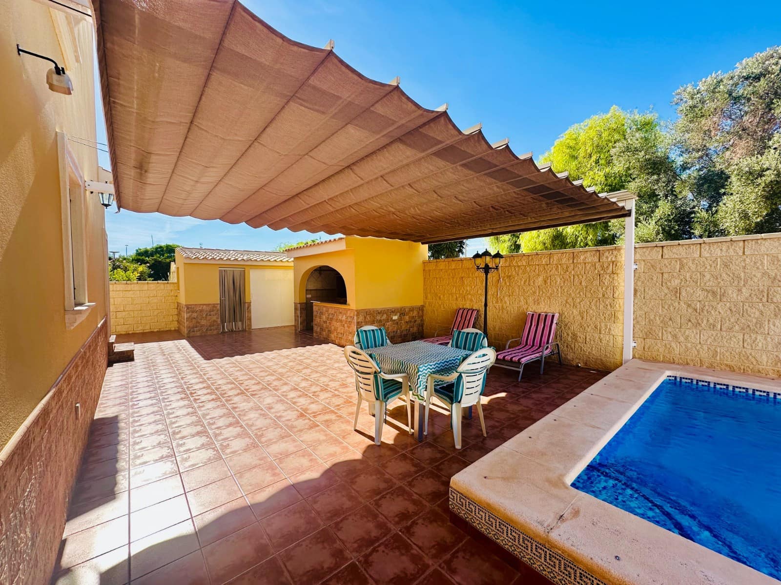 3 bedroom Villa for sale in La Marina with pool garage - € 425,000 (Ref: 9228970)