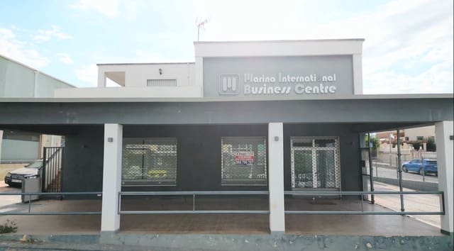 1 bedroom Commercial for sale in La Marina, Elche / Elx - € 325,000 (Ref: 9255853)