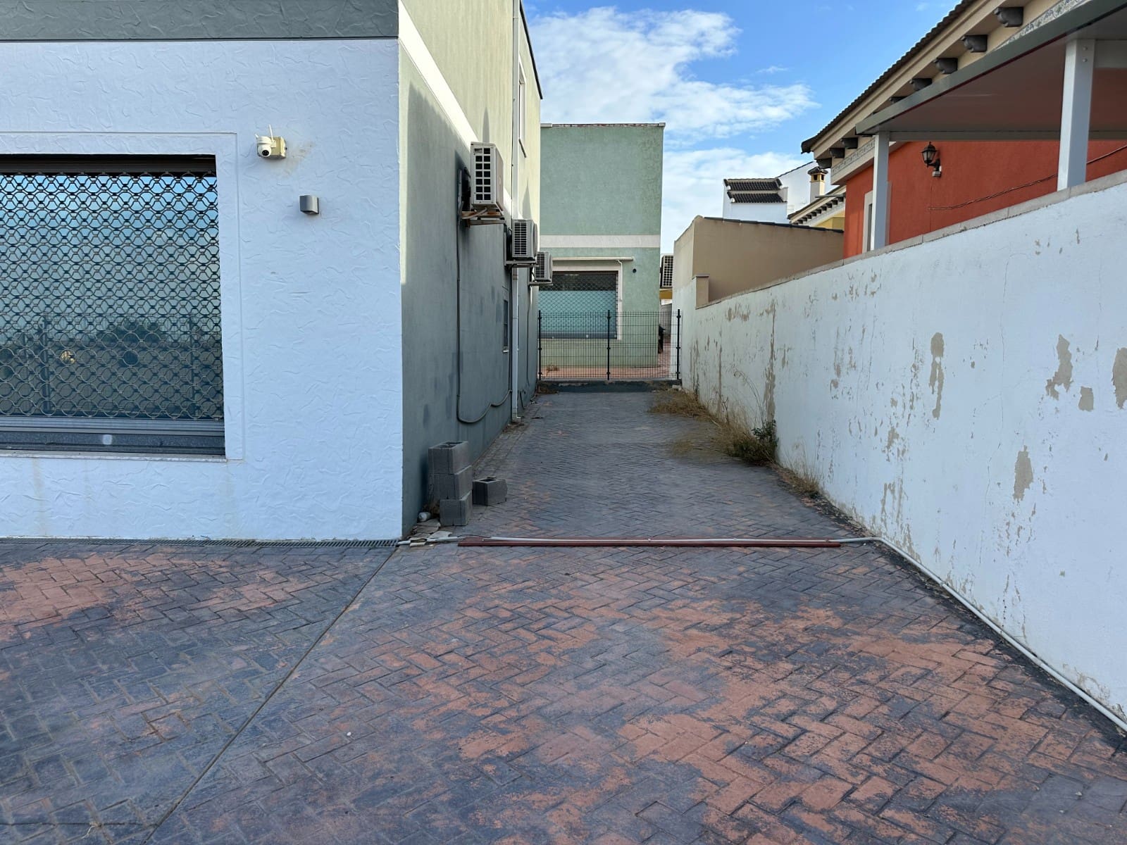 1 slaapkamer Commercieel te koop in La Marina - € 325.000 (Ref: 9255853)