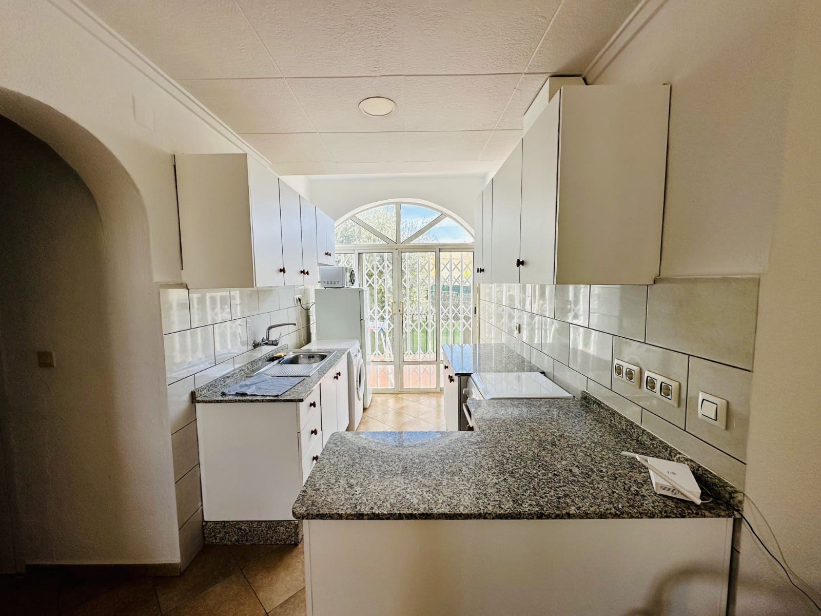 2 slaapkamer Villa te koop in La Marina met garage - € 160.000 (Ref: 9335632)