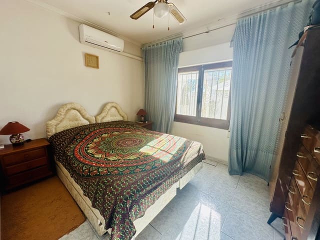 4 camera da letto Villa in vendita in La Marina, Elche / Elx - 299.000 € (Rif: 9340208)