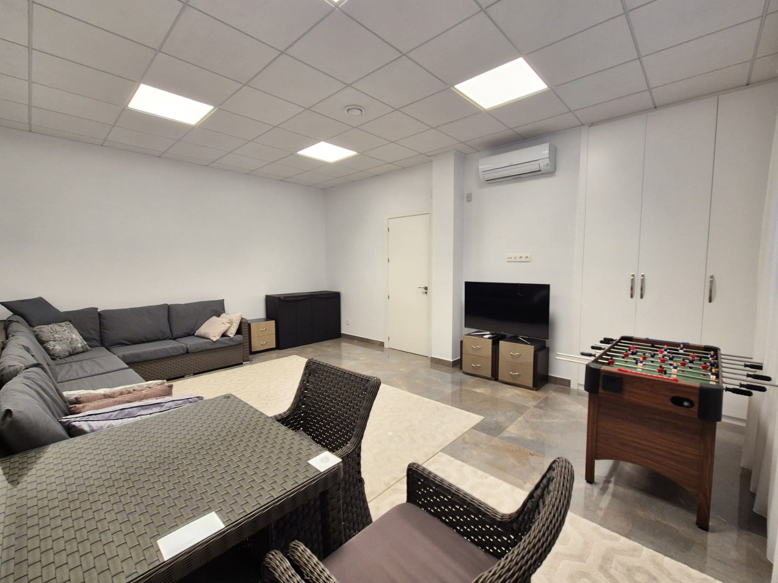 7 Zimmer Villa zu verkaufen in La Marina mit Pool Garage - 1.491.600 € (Ref: 9354232)