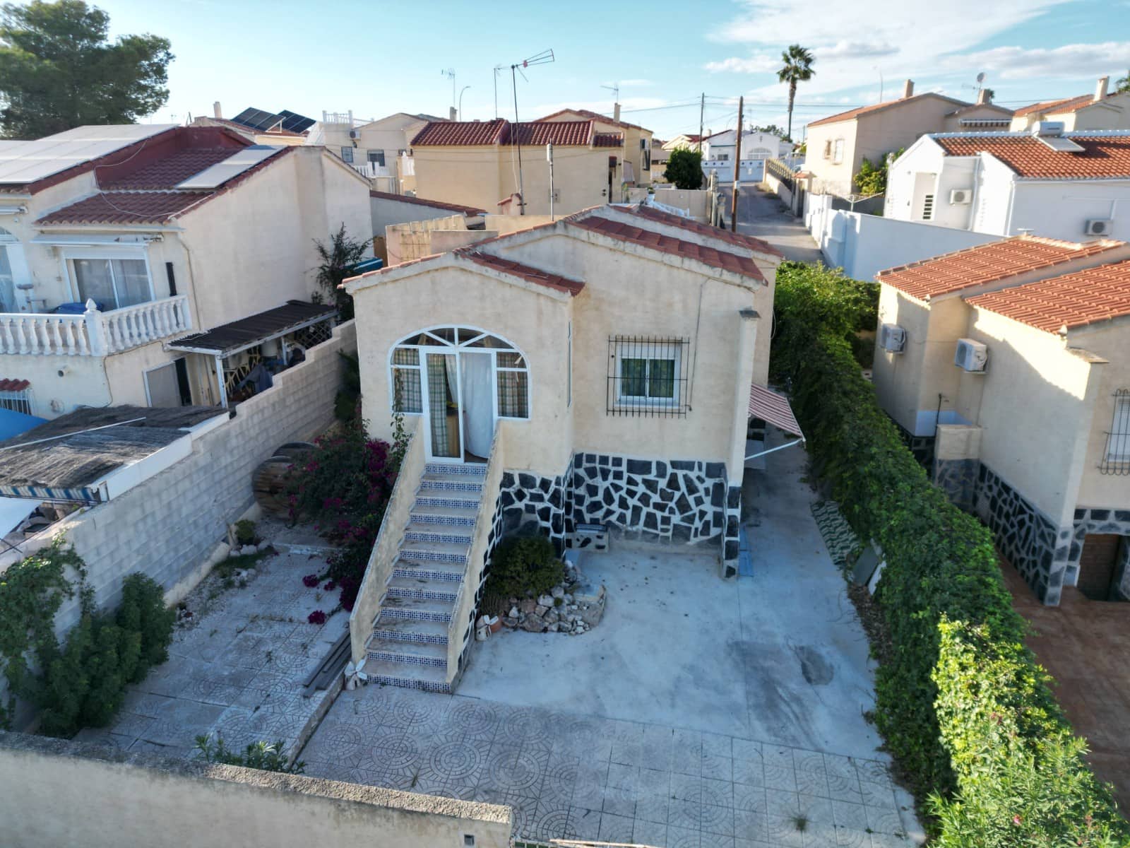 2 bedroom Villa for sale in La Marina - € 175,000 (Ref: 9377973)