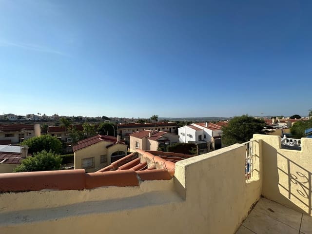 2 sovrum Villa till salu i La Marina, Elche / Elx med garage - 175 000 € (Ref: 9377973)