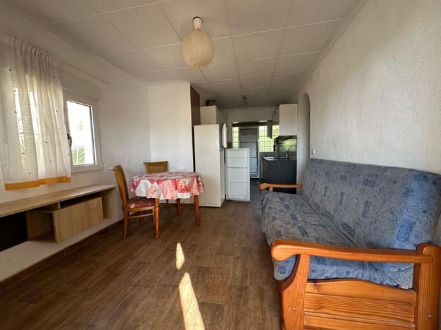 2 sovrum Villa till salu i La Marina, Elche / Elx med garage - 175 000 € (Ref: 9377973)