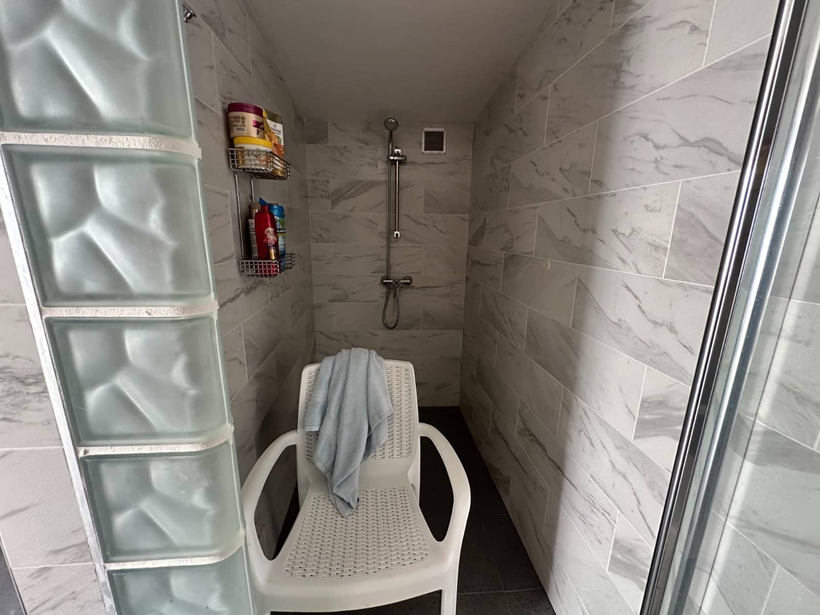 8 Zimmer Villa zu verkaufen in La Marina mit Pool Garage - 950.000 € (Ref: 9383250)