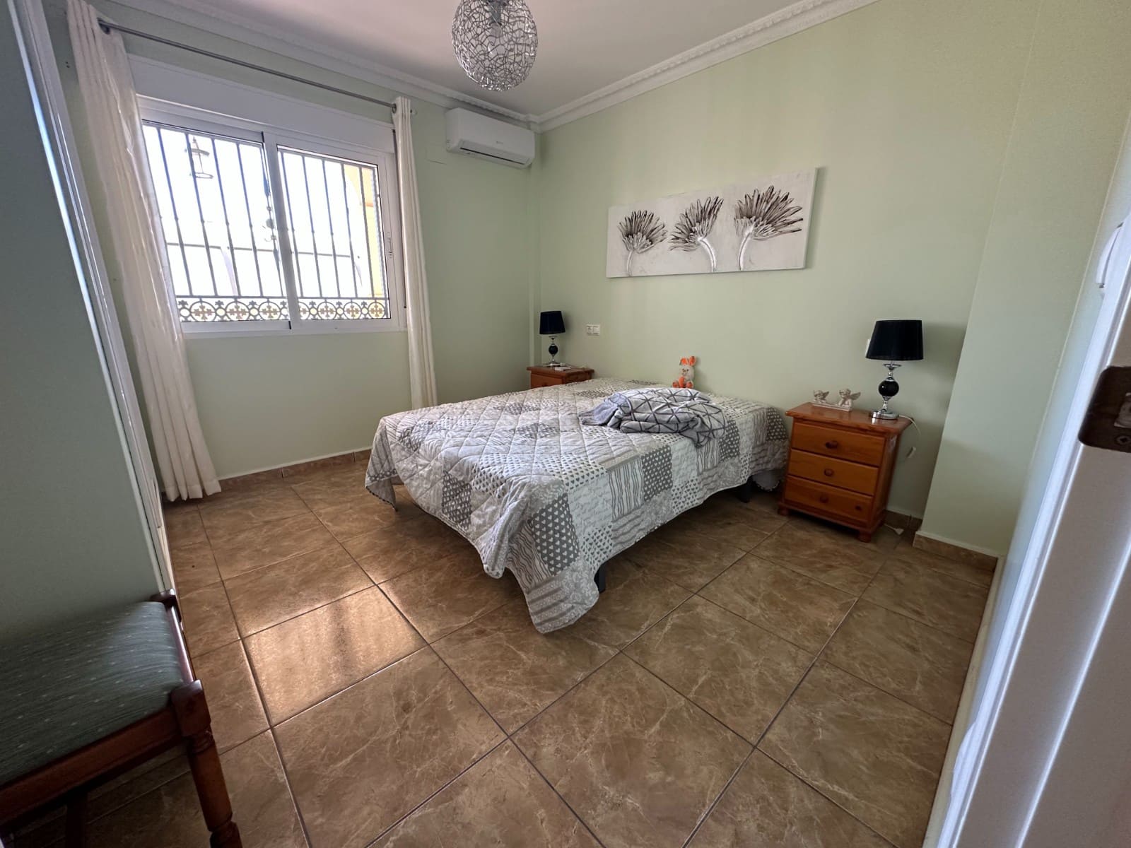 8 Zimmer Villa zu verkaufen in La Marina mit Pool Garage - 950.000 € (Ref: 9383250)