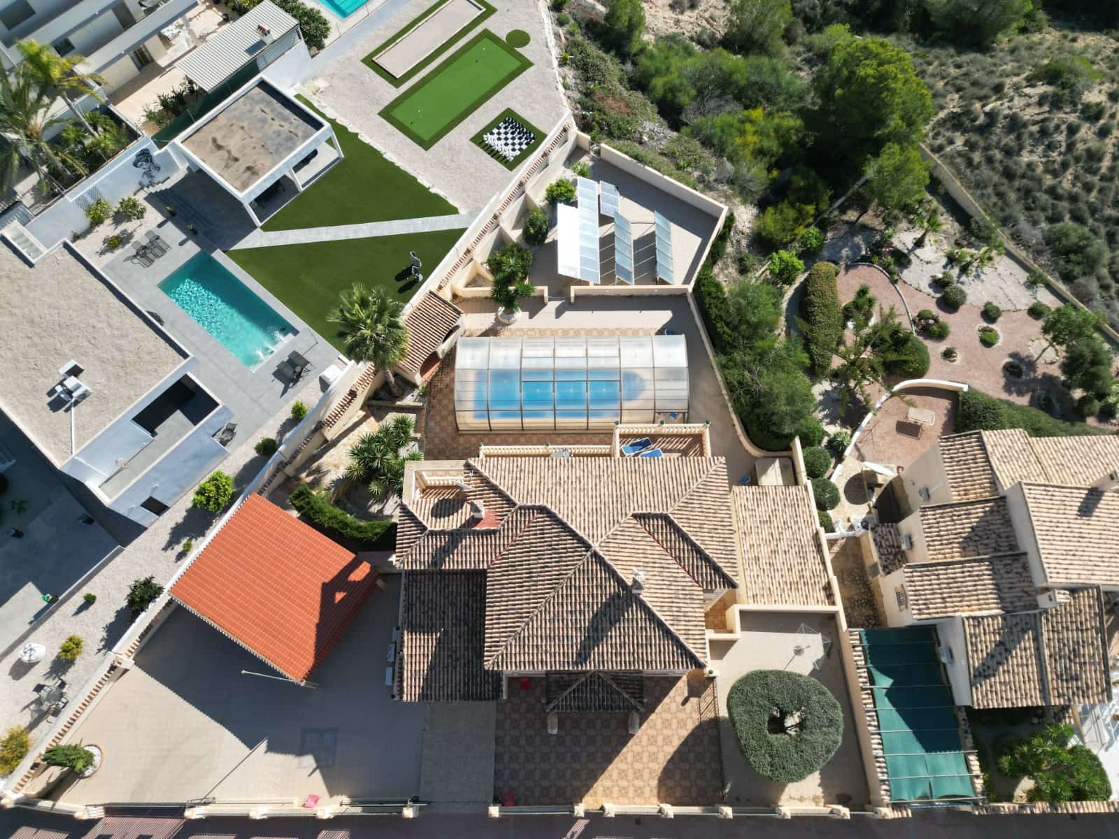 8 Zimmer Villa zu verkaufen in La Marina mit Pool Garage - 950.000 € (Ref: 9383250)