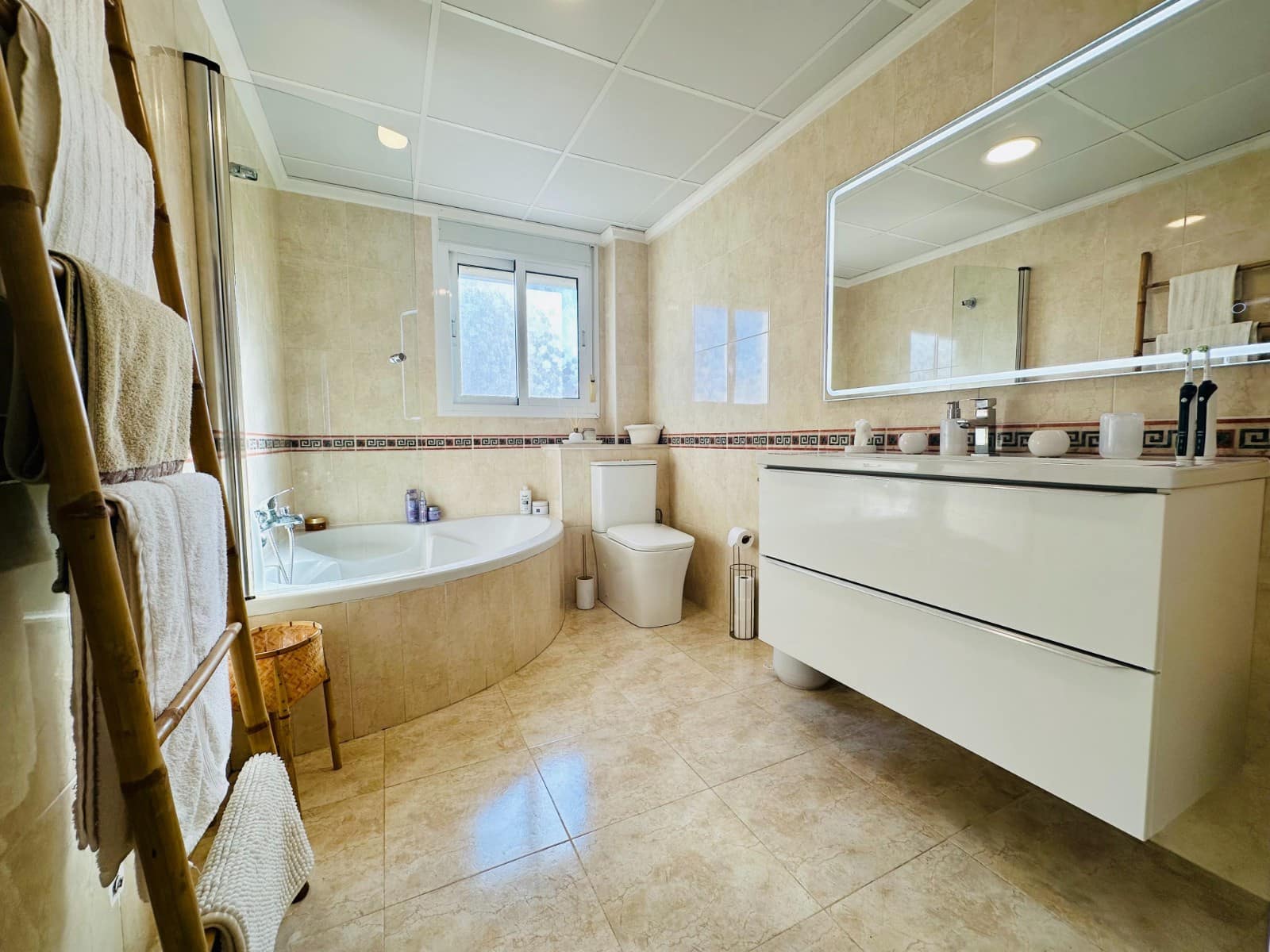 3 slaapkamer Huis te koop in Ciudad Quesada met garage - € 299.000 (Ref: 9386883)